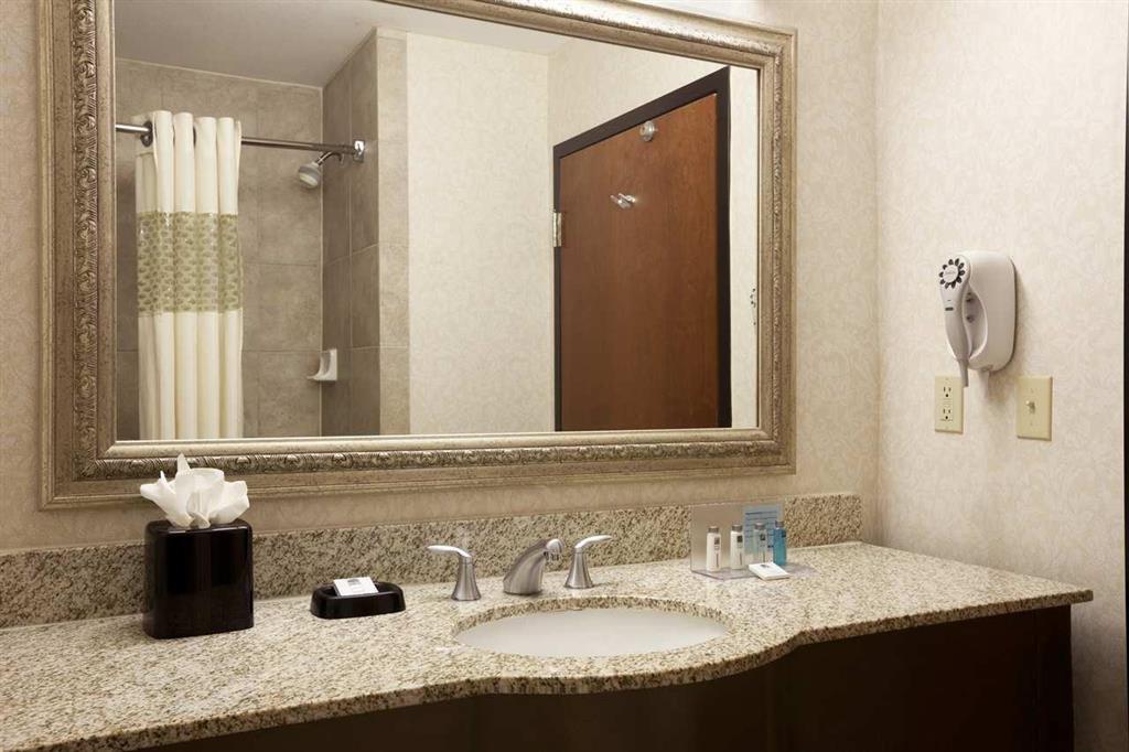 Hampton Inn & Suites Houston-Westchase Pokoj fotografie